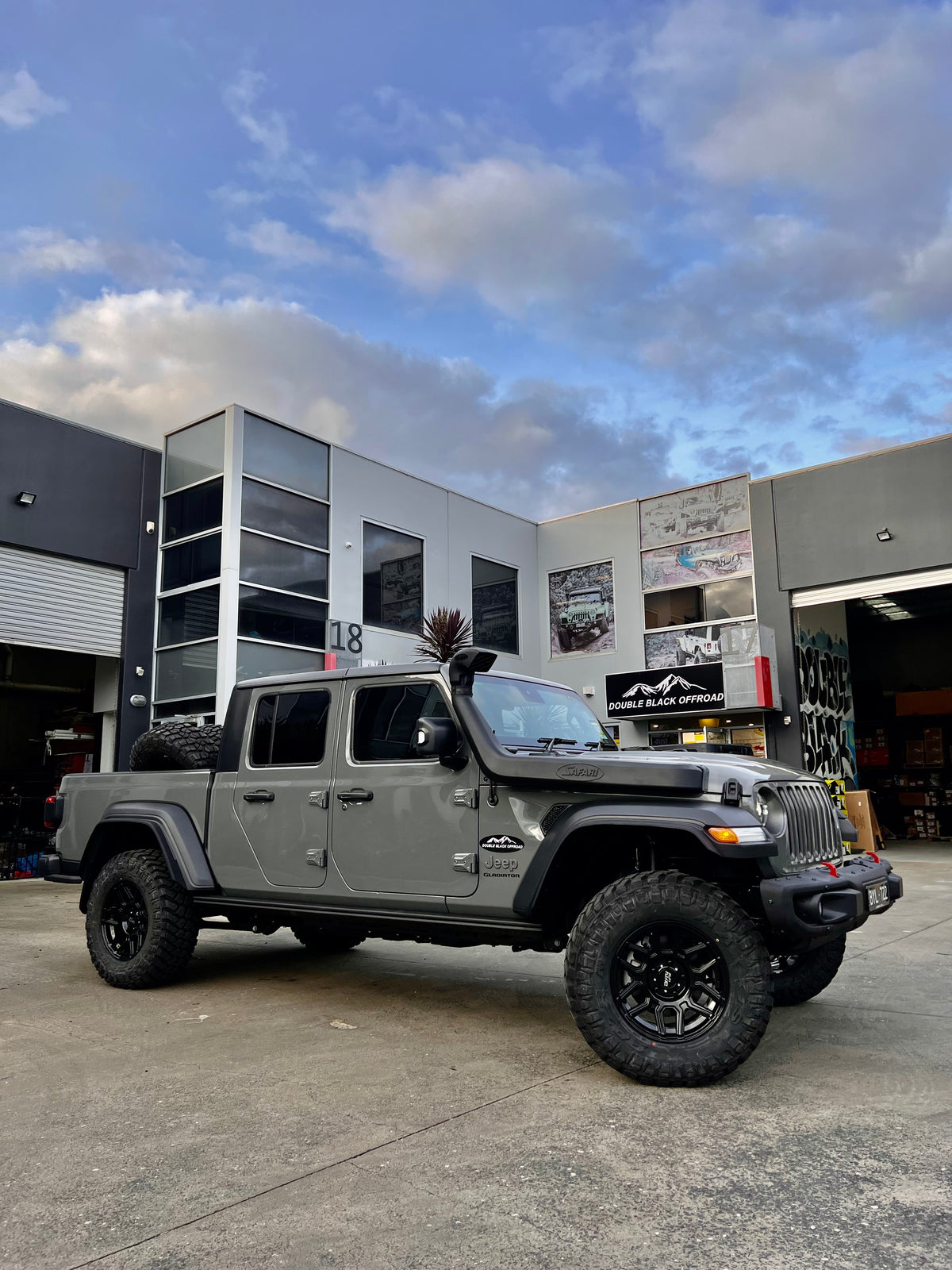 DIRTY LIFE 146 GLOSS BLACK Suit Jeep JK/JL and JT Gladiator