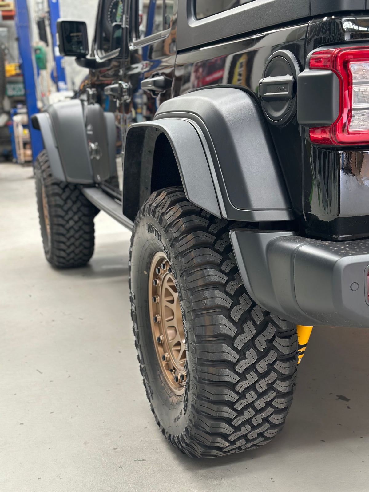 DBOR - 2.5&quot; Fender Extensions For JL 2024 Wrangler Rubicon (AUS/EU SPEC)