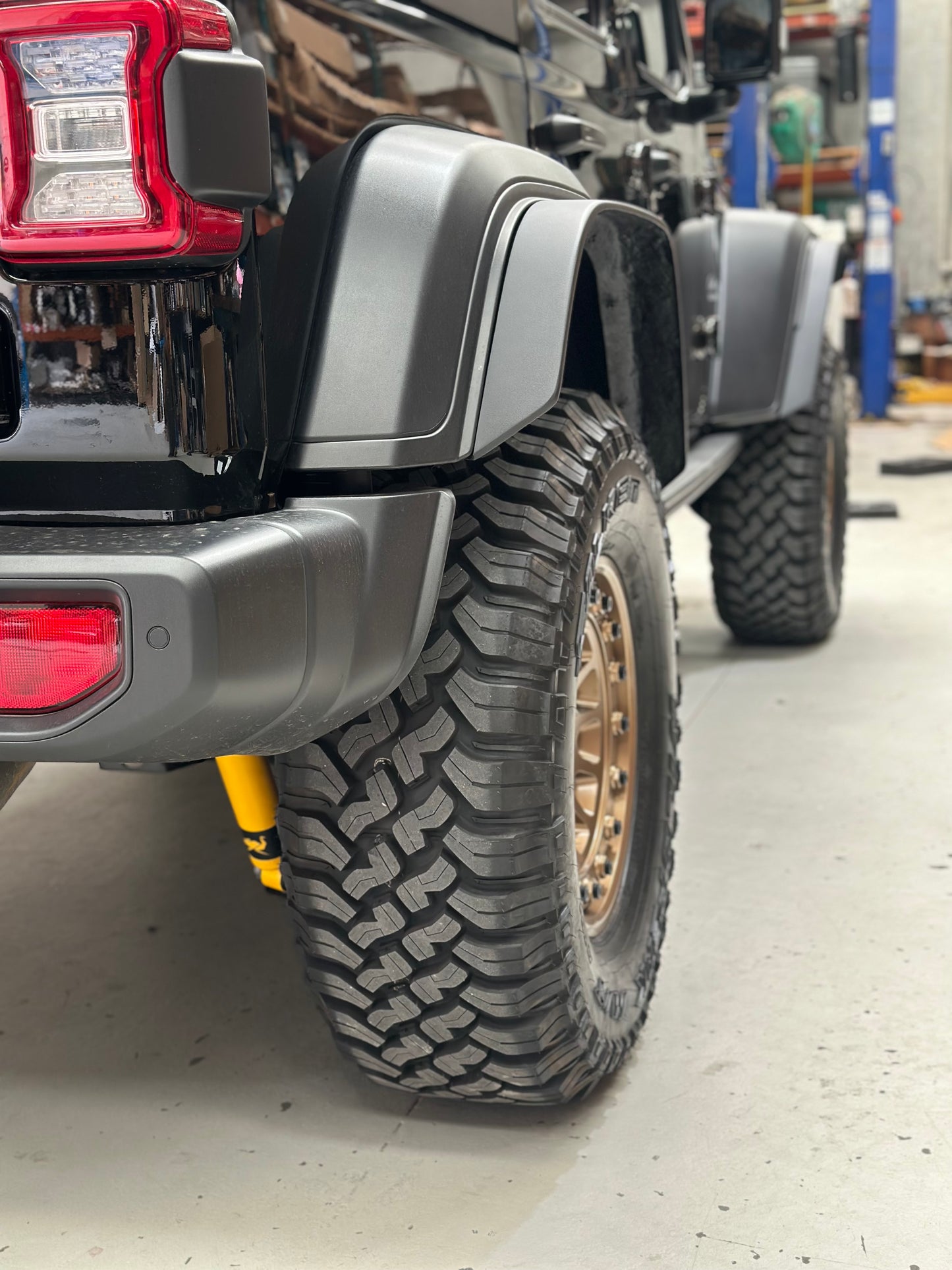 DBOR - 2.5" Fender Extensions For JL 2024+ Wrangler Rubicon (AUS/EU SPEC)