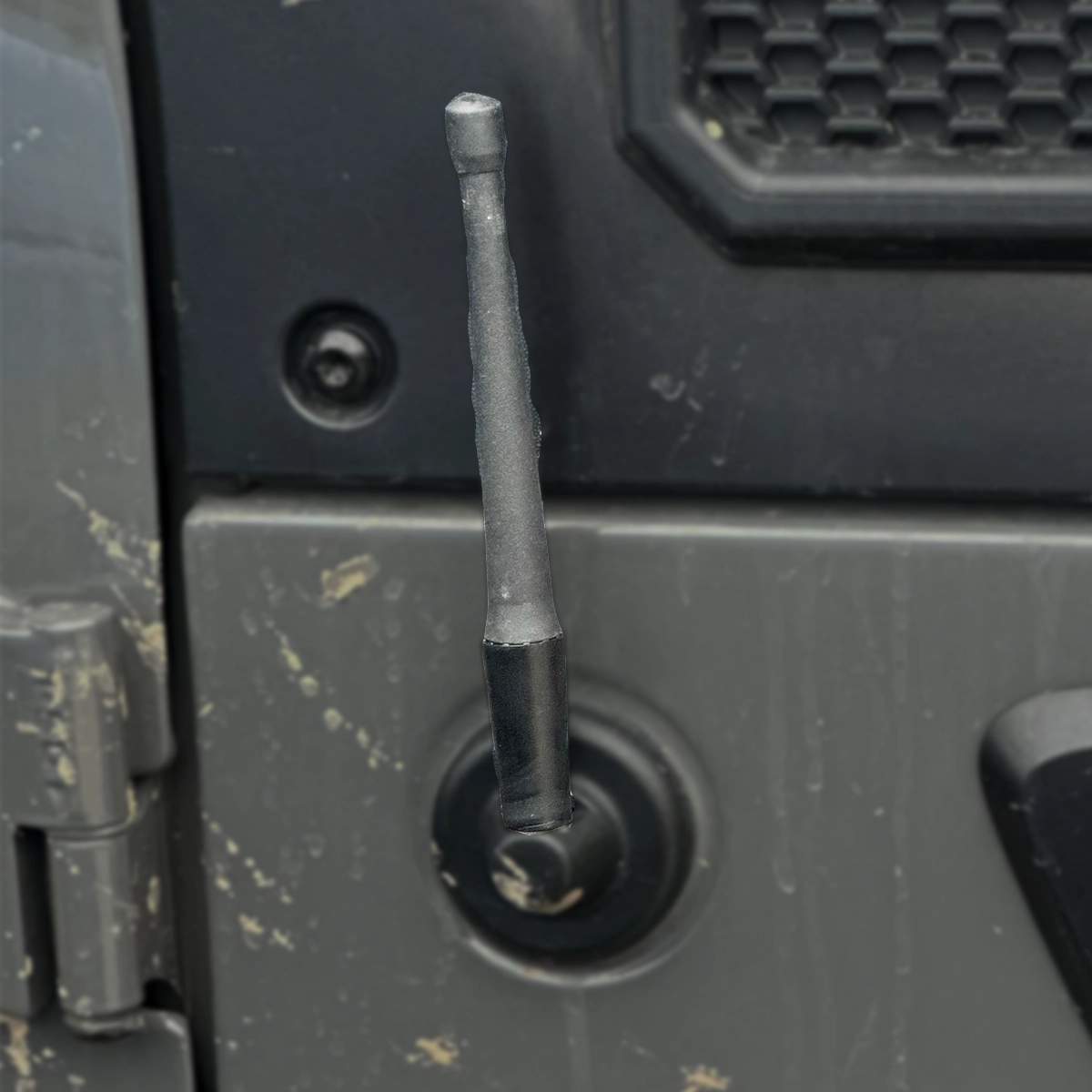 Rugged Ridge  - Reflex Stubby Antenna/Aerial  9-Inch for Wrangler JK/JL and JT Gladiator