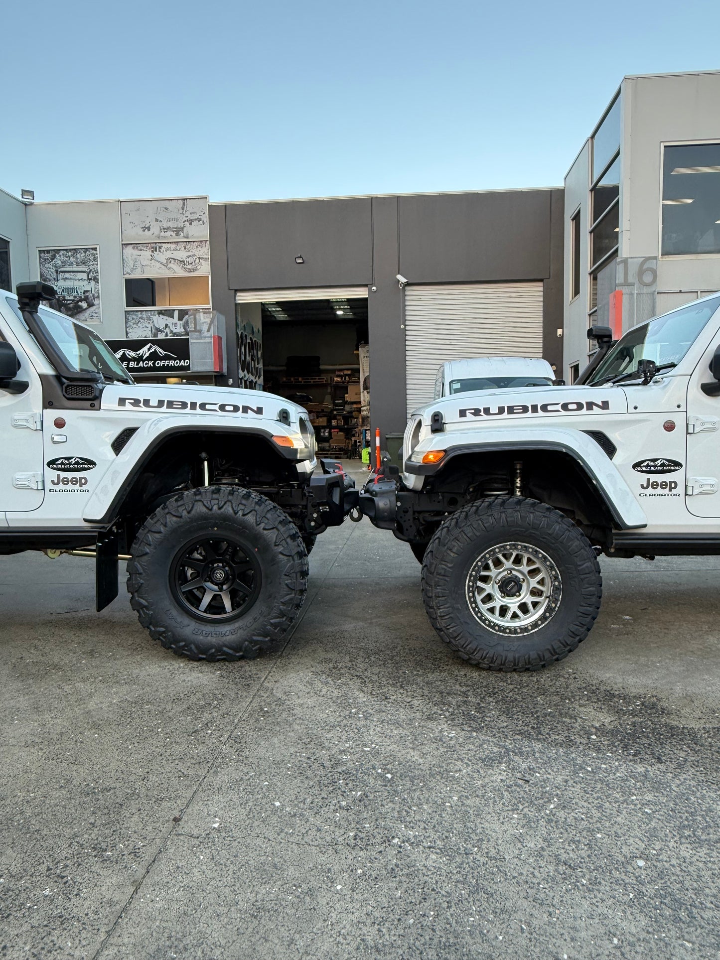 Old Man Emu 3162 4" Lift Front Heavy Load (330-660lbs) Coil Spring Pair for 18-26 Jeep Wrangler JL Umlimited 4-Door and JT Gladiator