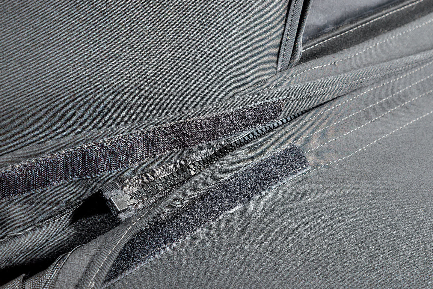 MasterTop Ultimate Summer Combo Tops in MasterTwill® Fabric for JKU 07-10 model years with Factory Softop Hardware