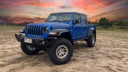 SUPERIOR ENGINEERING - JT Gladiator Aus Wide Legal Bolt-In Long Arm 4 Inch Lift, Suits 35-37” Tyres, 3.5T GVM