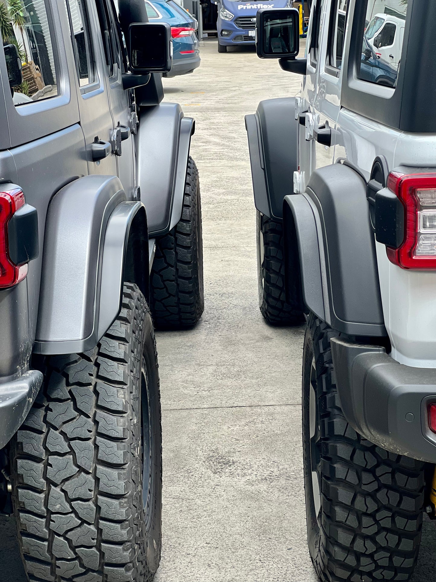 DBOR - JL US Spec North American Wrangler Rubicon Hi Top 2" Extended Fender Kit