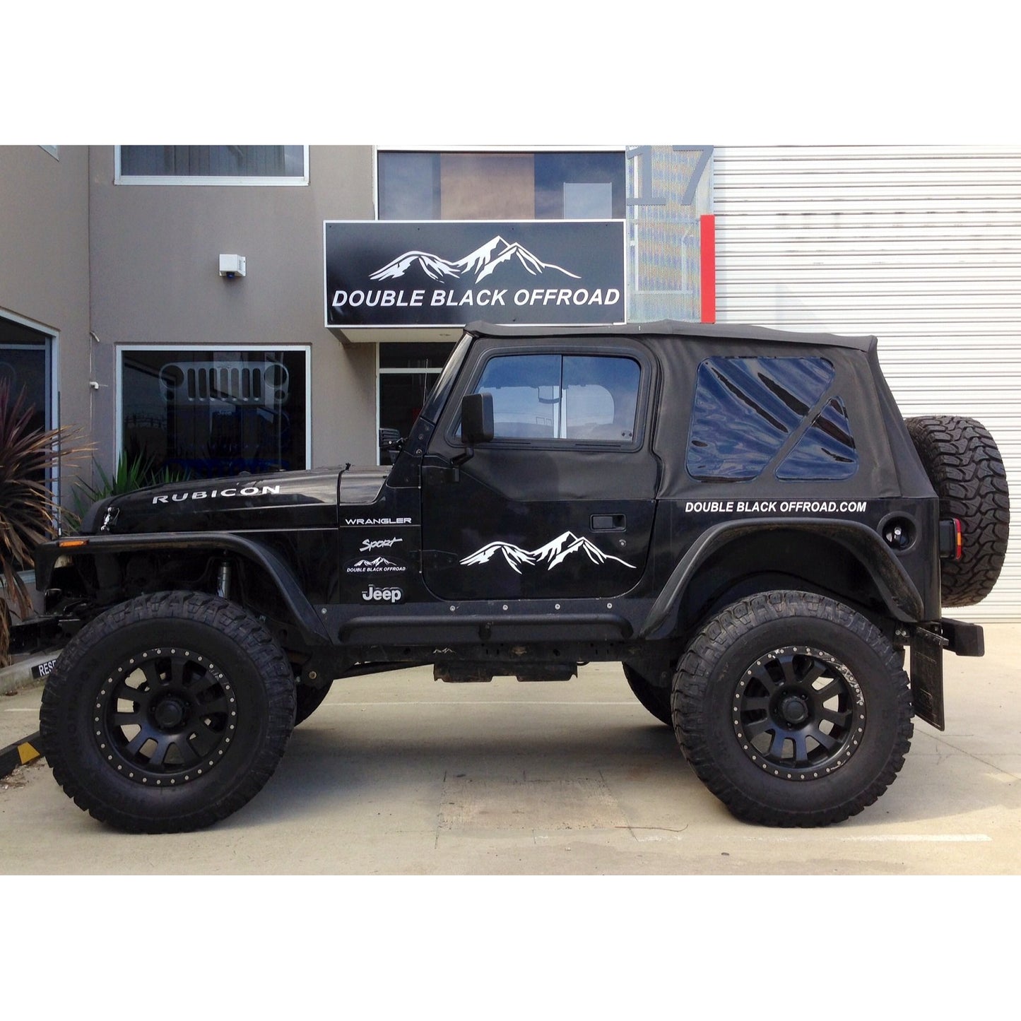 Smittybilt XRC Rock Sliders - TJ 76871