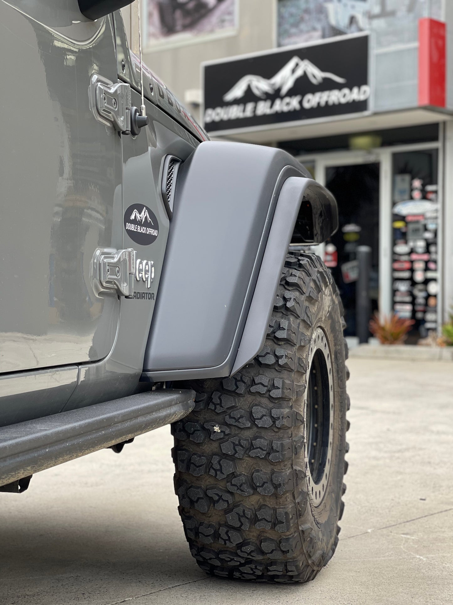 DBOR - JL US Spec North American Wrangler Rubicon Hi Top 2" Extended Fender Kit