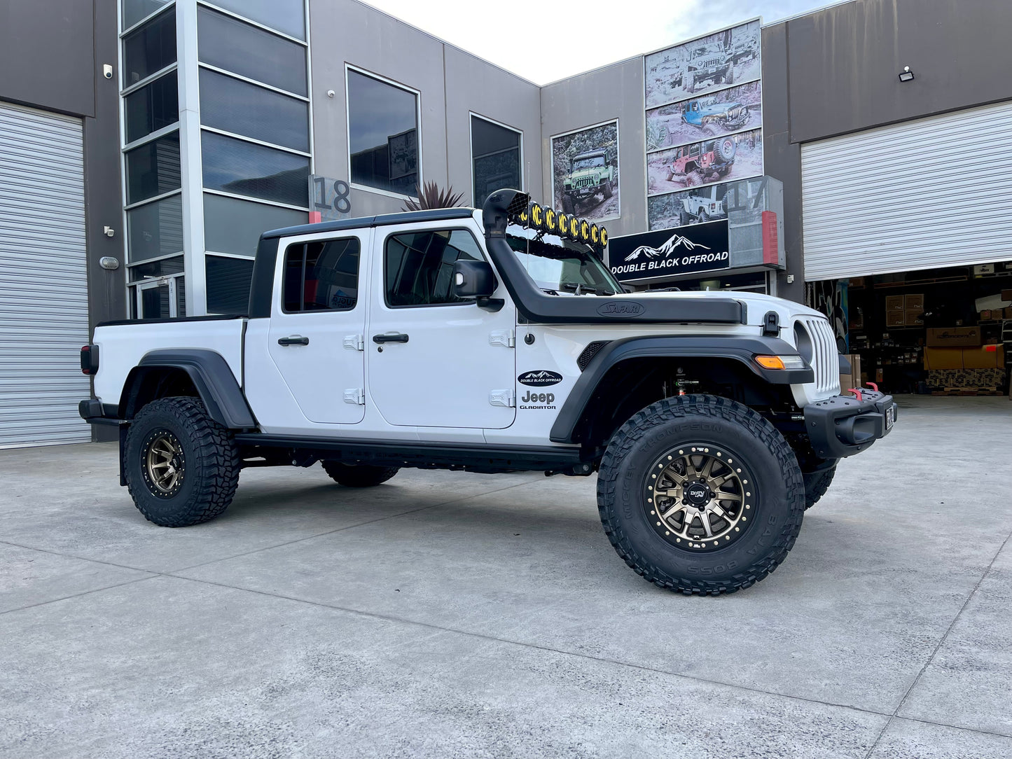 Dirty Life DT-1 9303, 17x9 Wheel with 5x5 Bolt Pattern - Matte Gold - 9303-7973MGD12